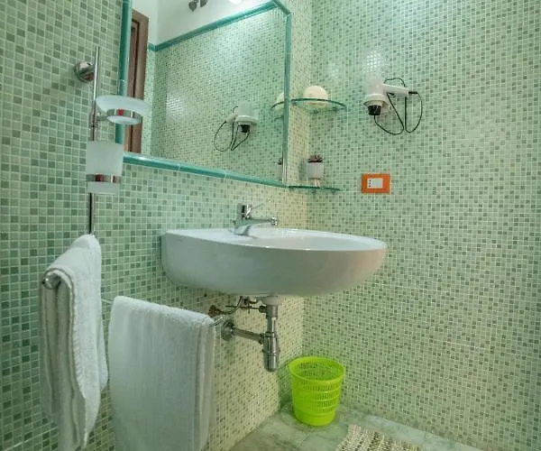 Residenza La Grazia - Free Parking - 3*