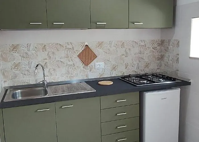 Residenza La Grazia - Free Parking - טרופאה