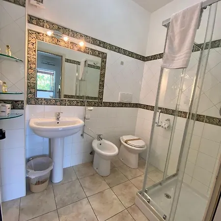 Aparthotel Residenza La Grazia 3*