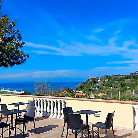 Lejlighedshotel Residenza La Grazia - Free Parking - Tropea