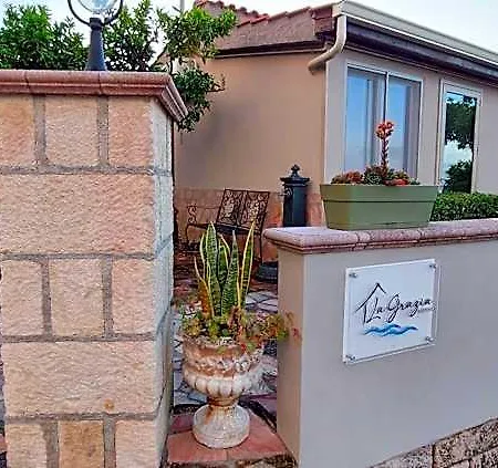 Lejlighedshotel Residenza La Grazia - Free Parking -