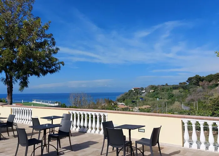 Residenza La Grazia - Free Parking - Tropea